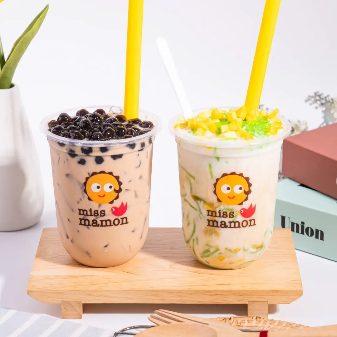 น้ำผลไม้ กาแฟ และเครื่องดื่มตอนเช้า